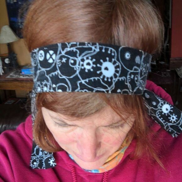 2 for $20 Set of 4 Umbrella Girl Productions Black Hair Scarves Goth - Picture 4 of 11